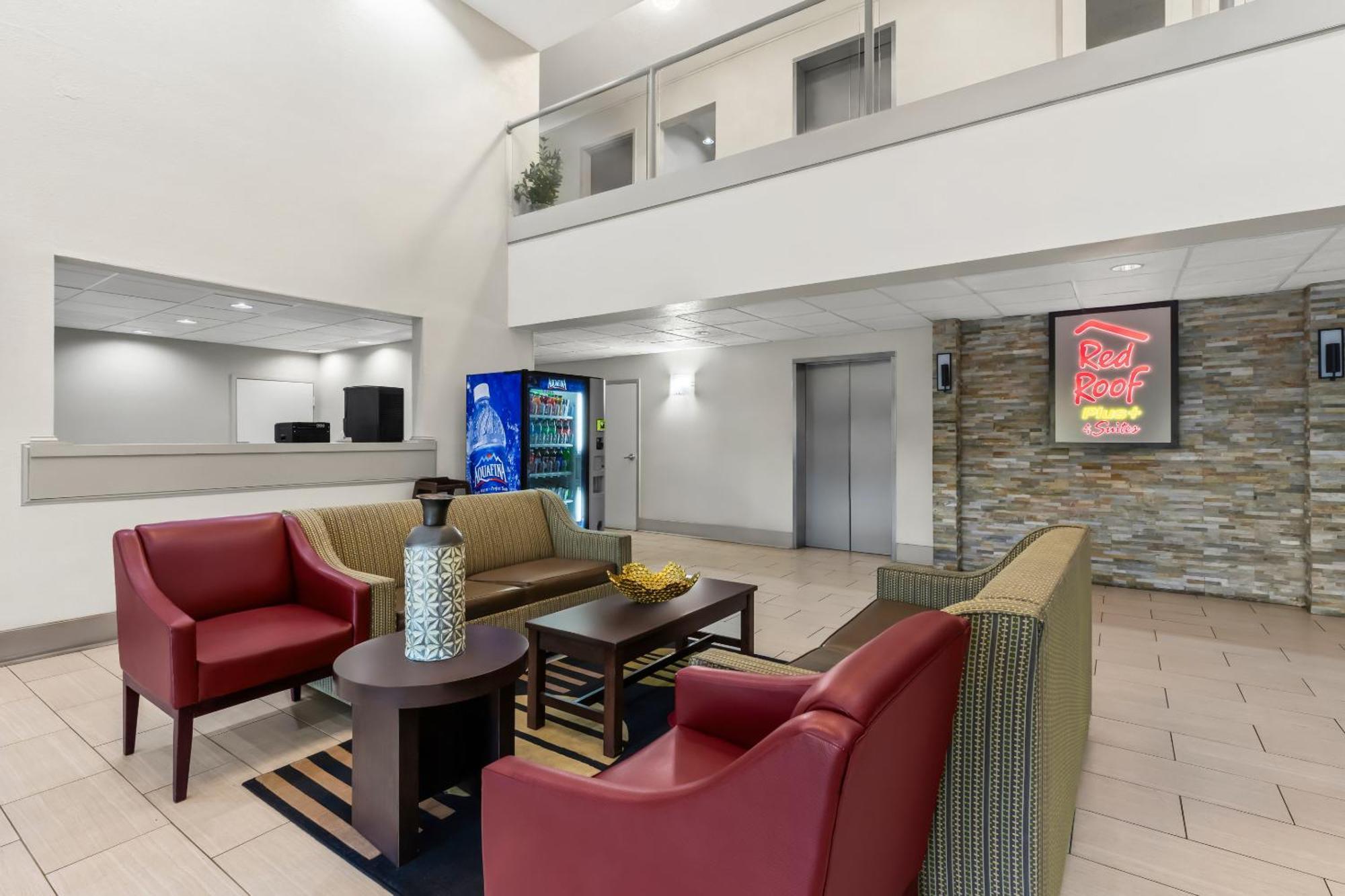 Red Roof Plus+ & Suites Atlanta Airport South College Park Extérieur photo